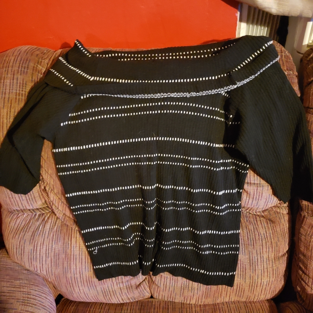 Black & white off- shoulder blouse